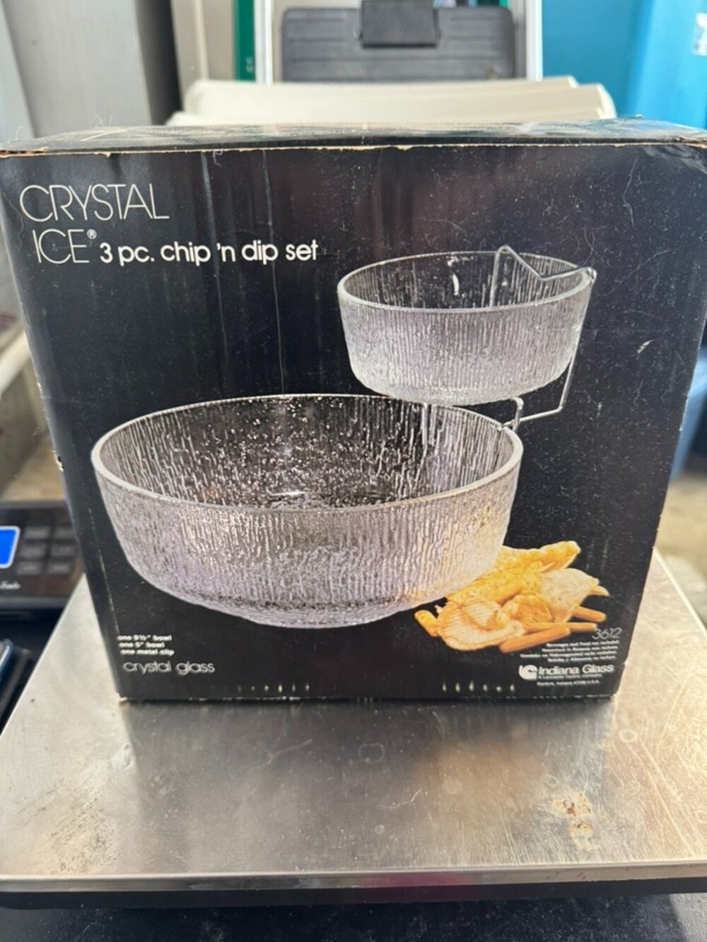 Vintage Indiana Glass Crystal Ice 3 Piece Chip 'n Dip Set